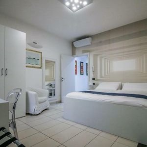Deluxe Zimmer mit Kingsize-Bett